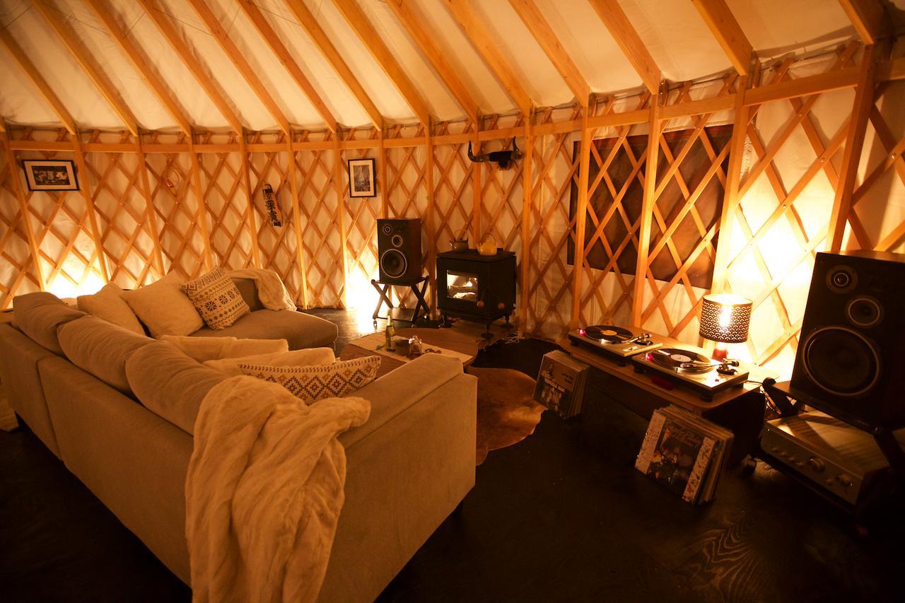 Отель Snowball Chalet At Madarao Mountain Iiyama Экстерьер фото